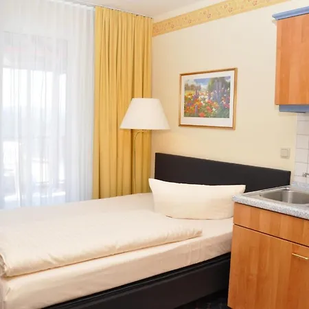 Sonnenhang Aparthotel 3*